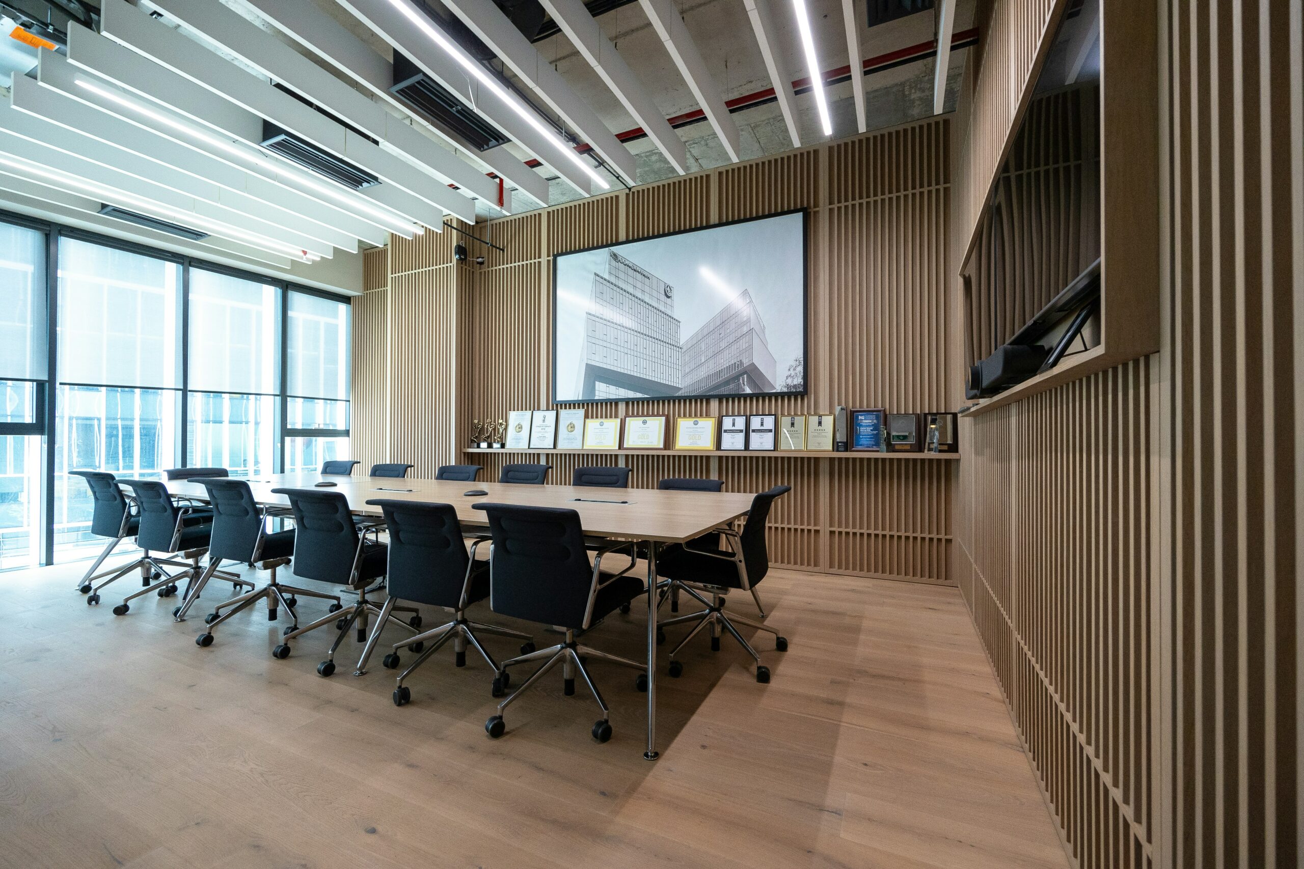 Due diligence data room